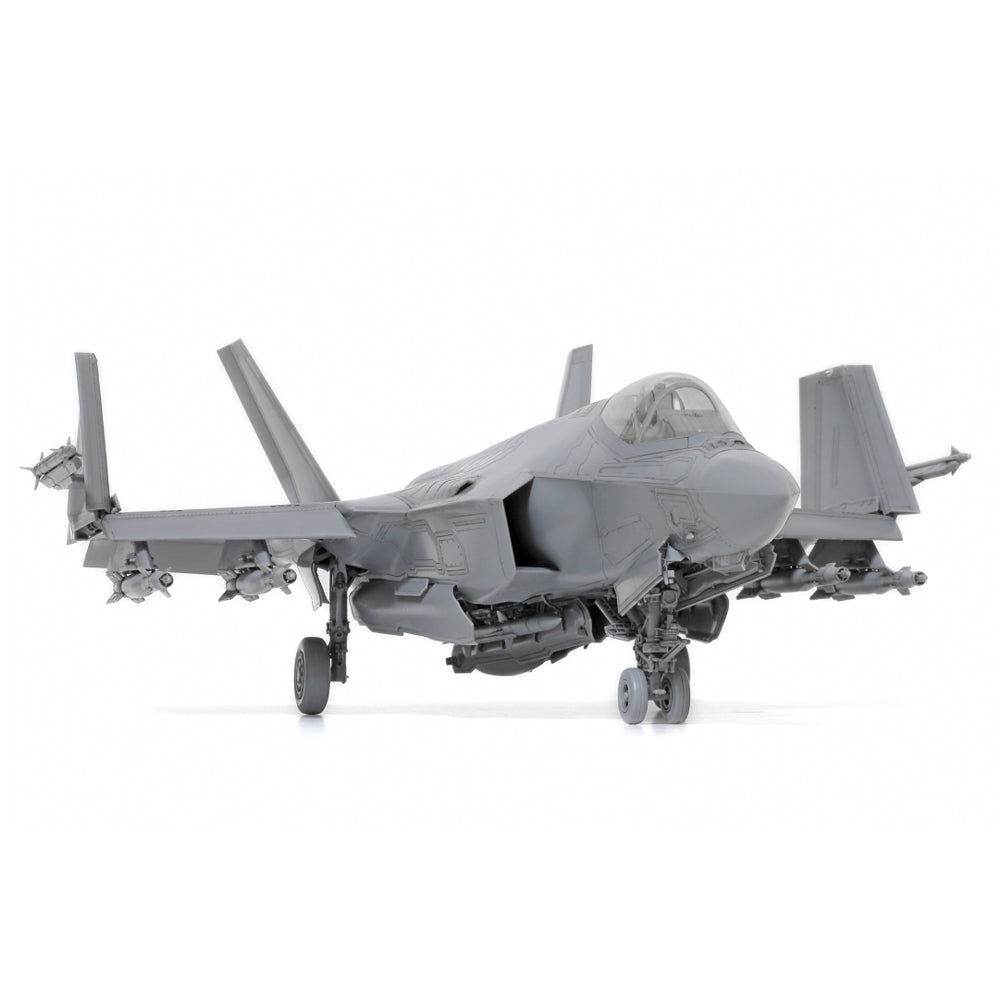 Tamiya 61127 Lockheed Martin F-35C Lightning II 1:48 Model Kit