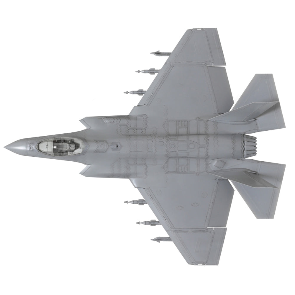 Tamiya 61127 Lockheed Martin F-35C Lightning II 1:48 Model Kit
