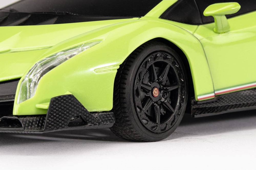 Carson C404308 1:24 Lamborghini Veneno 2.4GHz 100% RTR Green RC Car