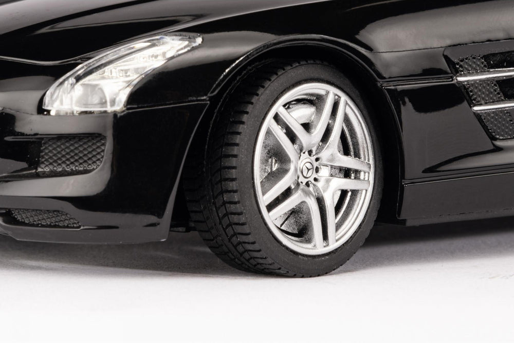 Carson C404310 Mercedes-Benz SLS AMG 2.4GHz 100% RTR Black 1:24 RC Car