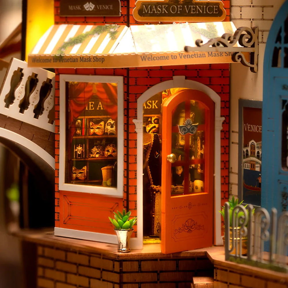 Rolife Romantic Venice DIY Book Nook Shelf Insert Model Kit TGB08