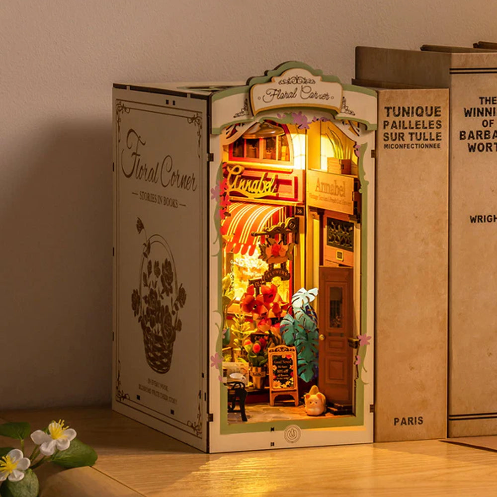 ROBOTIME Rolife Floral Corner Book Nook DIY Miniature Dollhouse TGB09