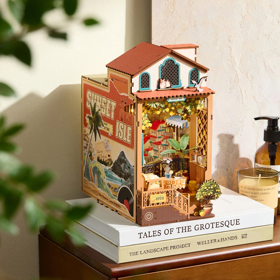 Rolife Sunset Isle DIY Book Nook DIY Miniature Dollhouse TGB18