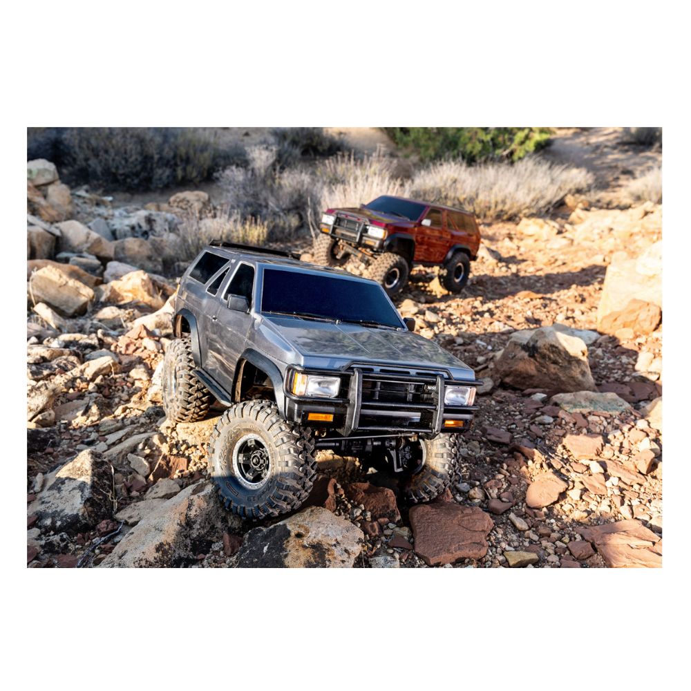 Traxxas TRX-4 Nissan Pathfinder SE-V6 3S 4x4 RTR Clipless 1:10 Trail Crawler Car - Silver