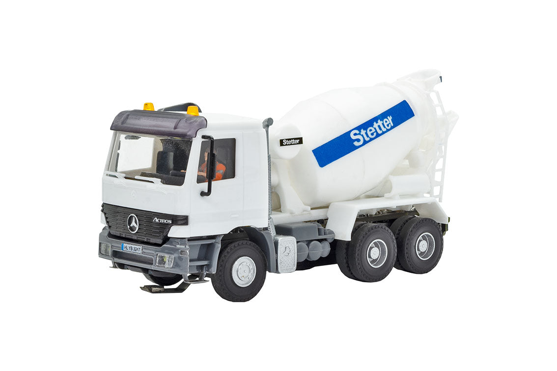 Viessmann CarMotion MB Actros Cement Mixer w/Lighting VN8031 HO Gauge