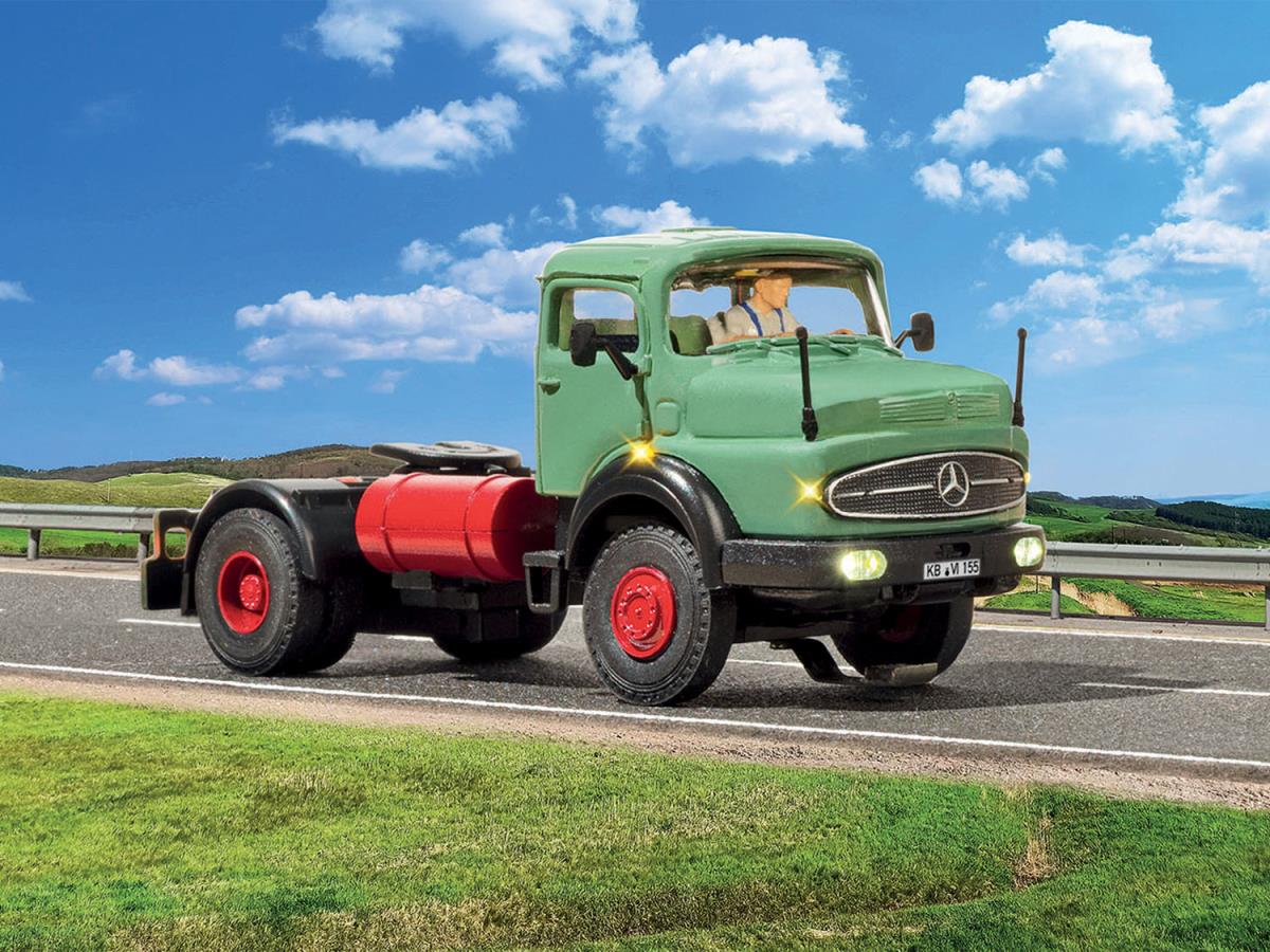 Viessmann CarMotion MB Round Bonnet 1624 2 Axle Truck VN8155 HO Gauge