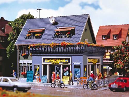 Vollmer 43616 Travel Agency with Interior and Lighting HO