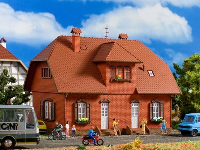 Vollmer 43659 Brick Settlement House Kit HO