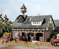 Vollmer 43726 Stable with Pigeonry and Horse Boxes Kit HO