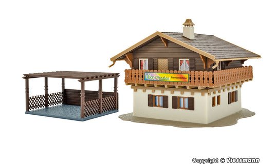 Vollmer 43961 Guest House with Car Port Kit HO