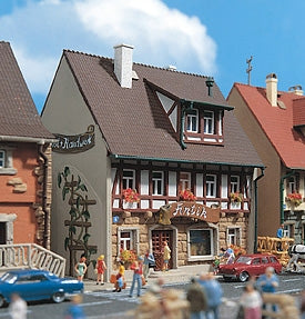 Vollmer 47632 Antiques Shop Kit N Gauge