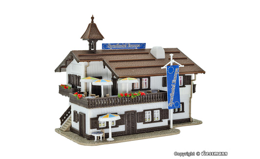 Vollmer 47667 Sport and Wellness Hotel Kit N Gauge