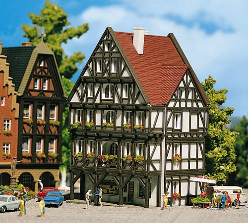 Vollmer 47752 Guild House Kit N Gauge