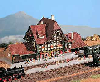 Vollmer 49510 Neuffen Station Kit Z Scale