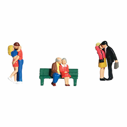 Woodland Scenics A1833 Lovers HO OO Gauge Figures