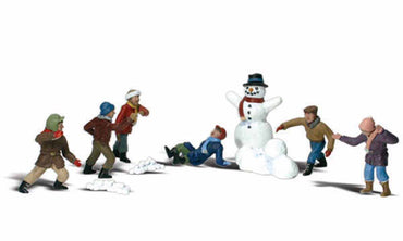 Woodland Scenics A2183 Snowball Fight N Gauge Figures Animals & Vehicles