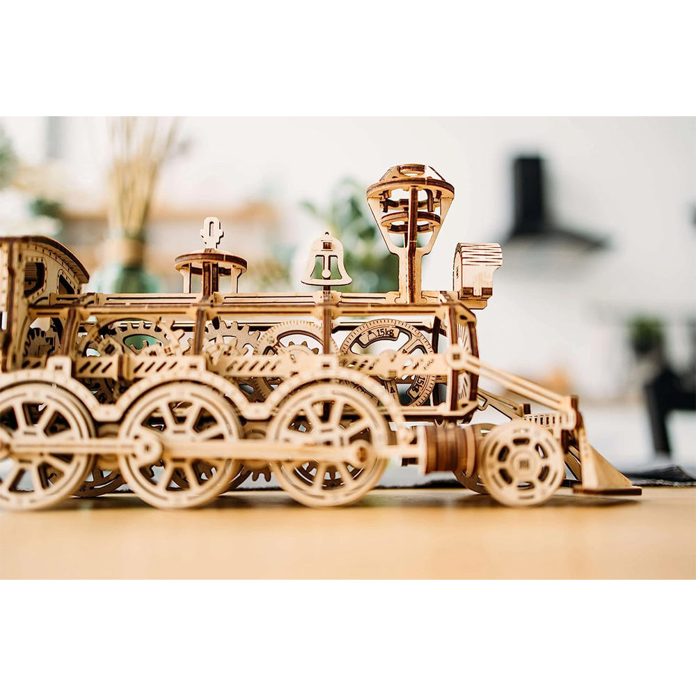 Wood Trick Locomotive R17 Wooden Model Kit WDTK022