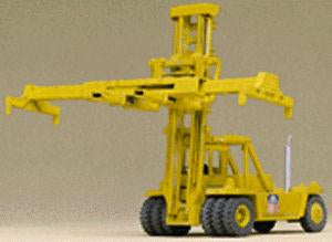 Walthers Cornerstone Kalmar Intermodal Container Crane Building Kit HO Gauge WH933-3109