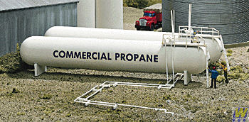 Walthers Cornerstone Propane Tanks (2) Building Kit HO Gauge WH933-3129