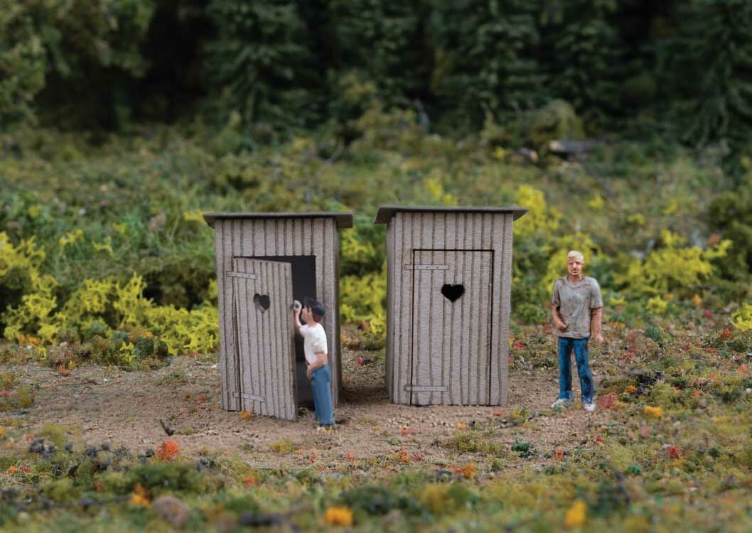 Walthers Outhouses (2) Laser Cut Kit WH949-4112 HO Gauge