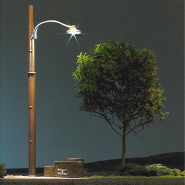 Woodland Scenics Just Plug Lighting JP5646 O Wooden Pole Street Light x2