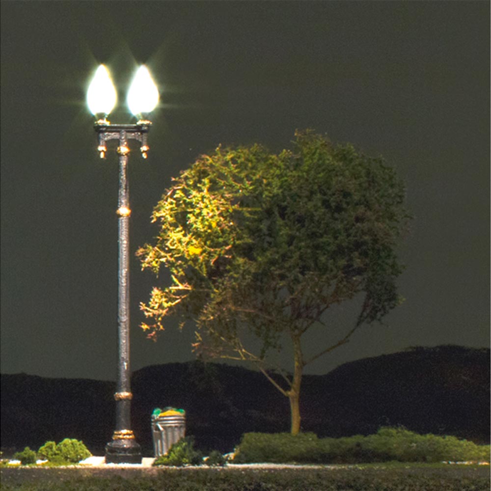 Woodland Scenics Just Plug Lighting JP5648 O Double Lamp Post Street Light x2
