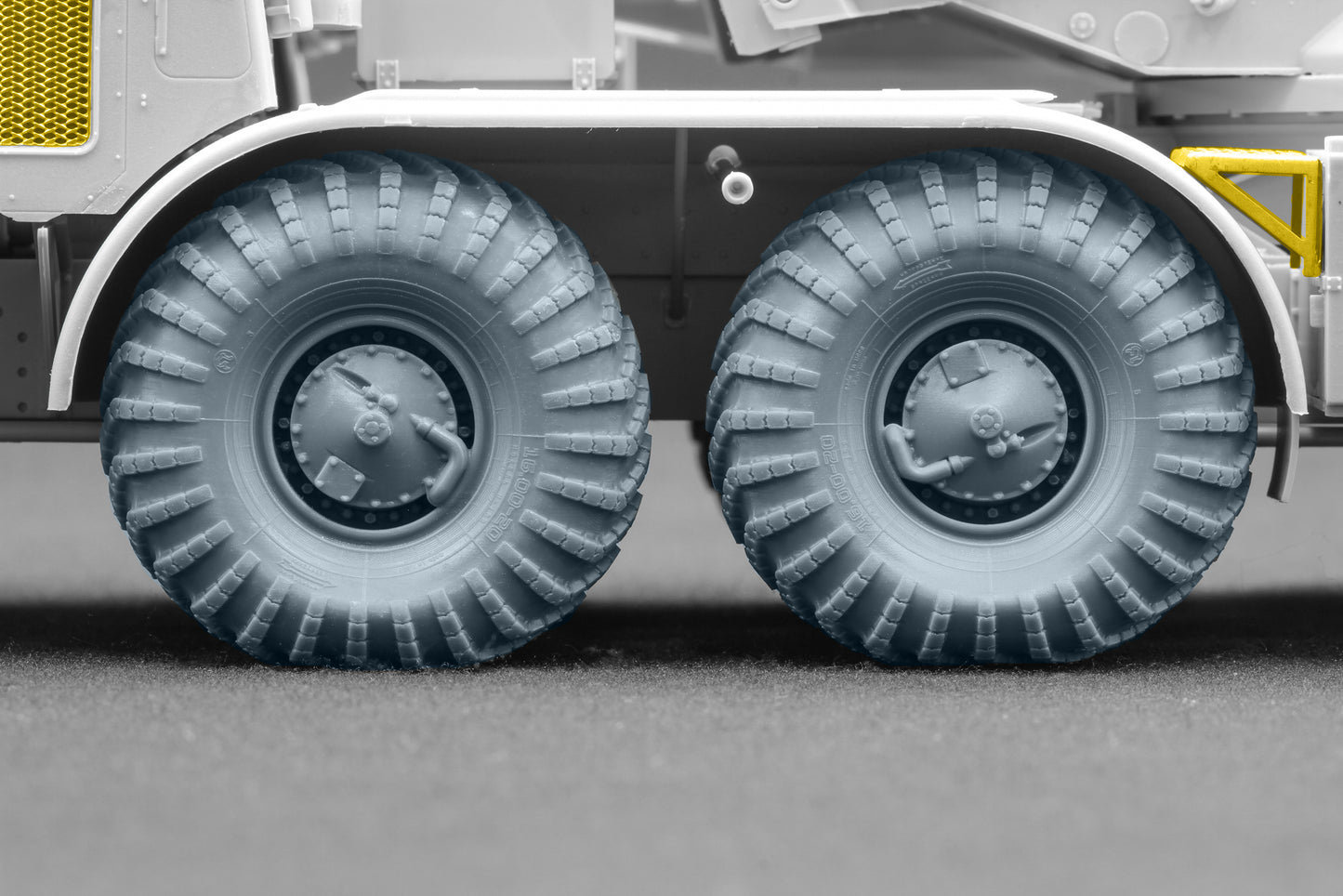 ScaleX ZIL-135 I-159 Weighted Wheel Set For Trumpeter 1:35 Model Kits