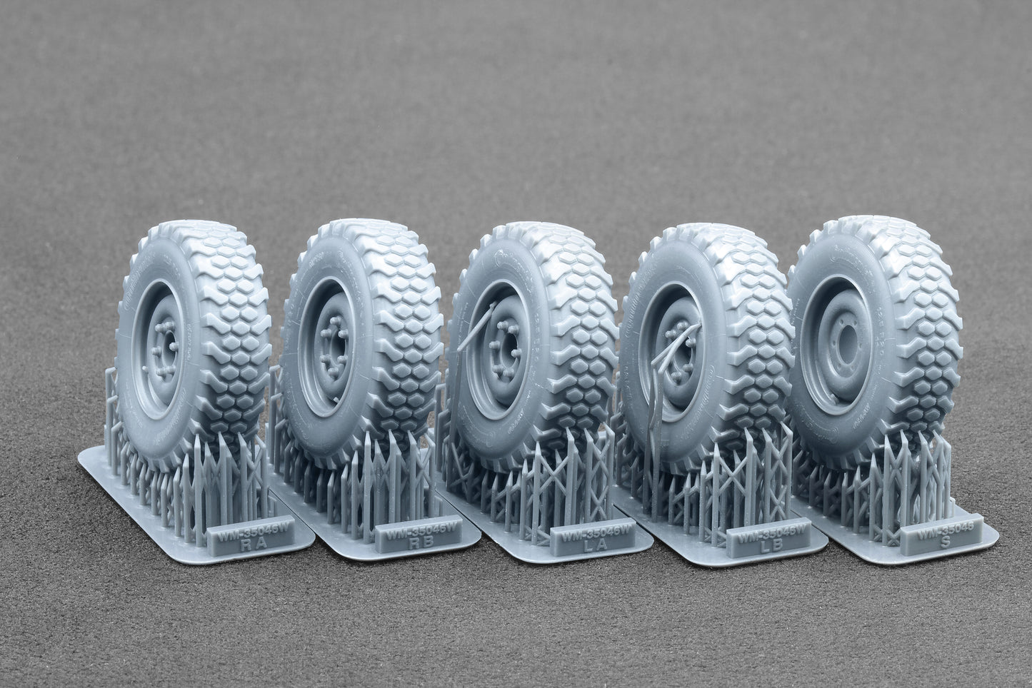 ScaleX Unimog U1300L MPT 80 Weighted Wheel Set For Revell 1:35 Model Kits