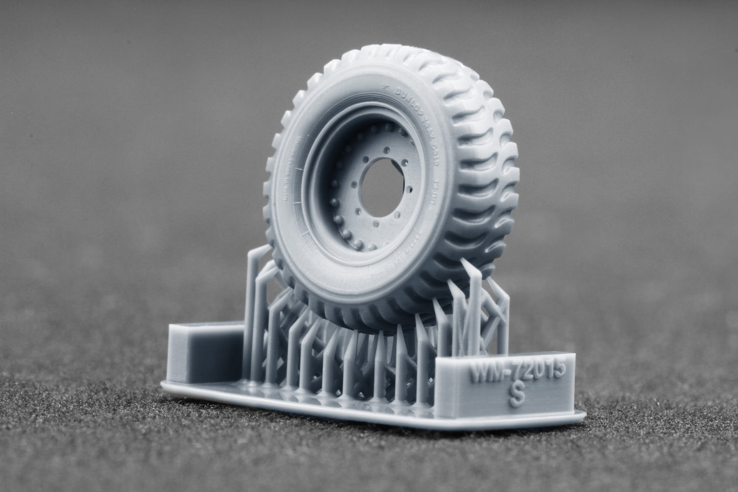 ScaleX FV-603 Saracen TRAK GRIP12.00-20 OrdinaryWheel Set for ACE 1:72 ModelKits