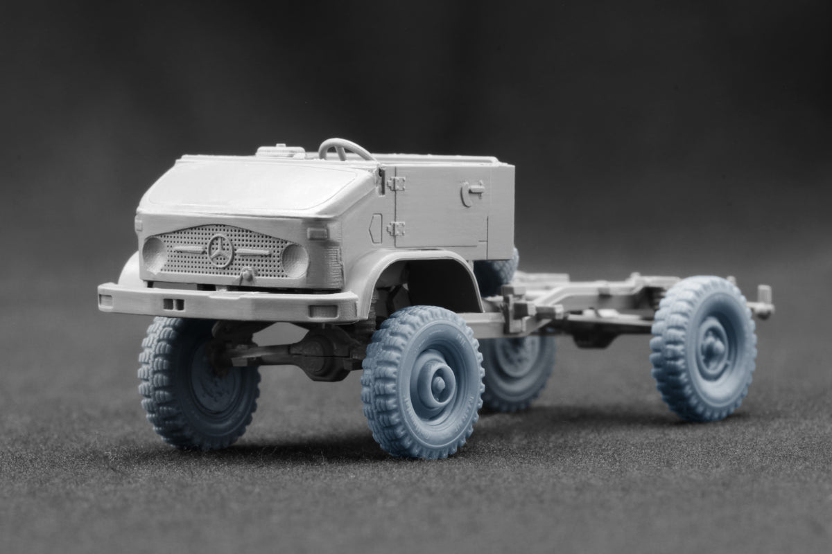 ScaleX Unimog S 404 M/L 10.5-20 Ordinary Wheel Set 1:72 Model Kits WM-72018