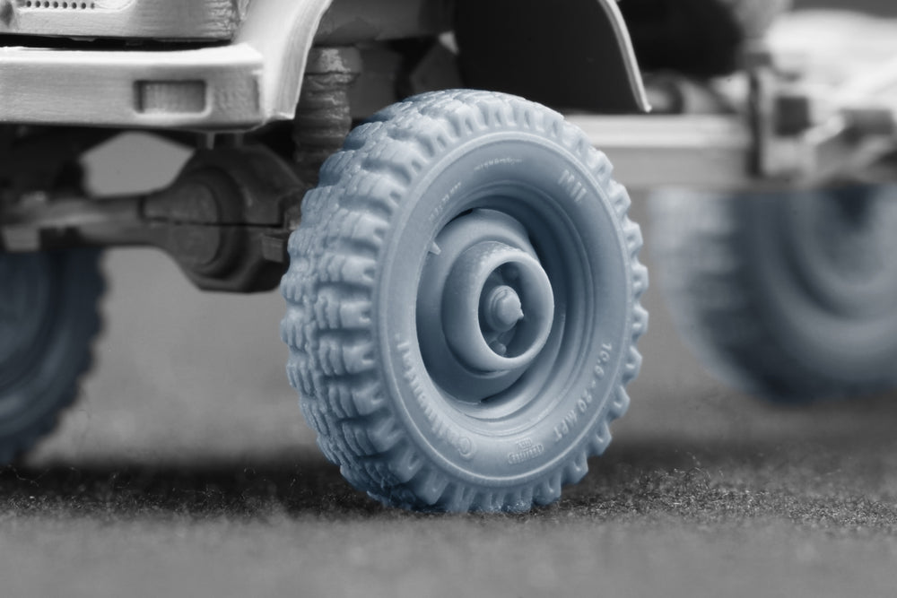 ScaleX Unimog S 404 M/L 10.5-20 Ordinary Wheel Set 1:72 Model Kits WM-72018