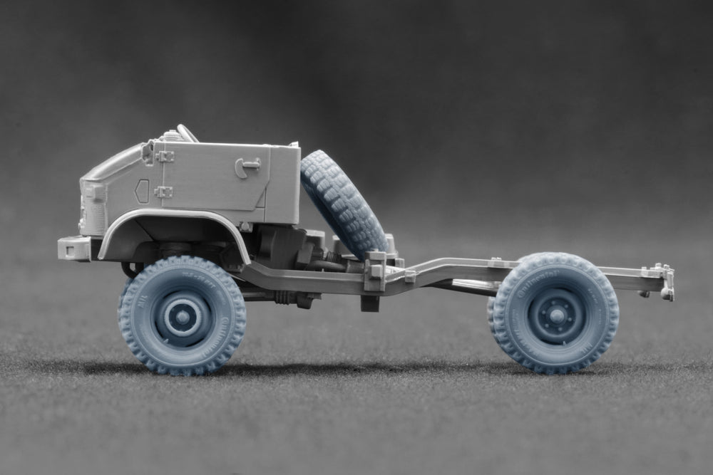 ScaleX Unimog S 404 M/L 10.5-20 Weighted Wheel Set 1:72 Model Kits WM-72018W