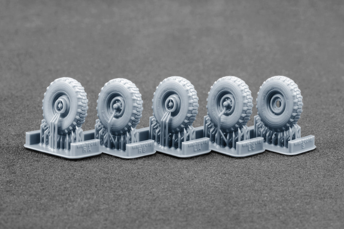 ScaleX Unimog S 404 X 11.00R20 Ordinary Wheel Set 1:72 Model Kits WM-72019