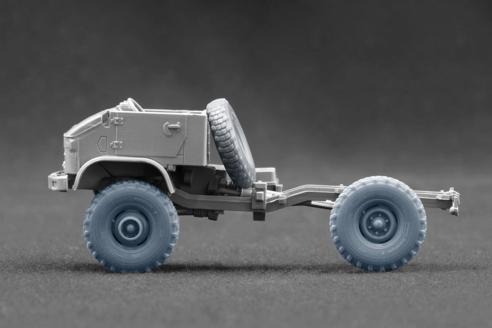 ScaleX Unimog S 404 X 11.00R20 Ordinary Wheel Set 1:72 Model Kits WM-72019