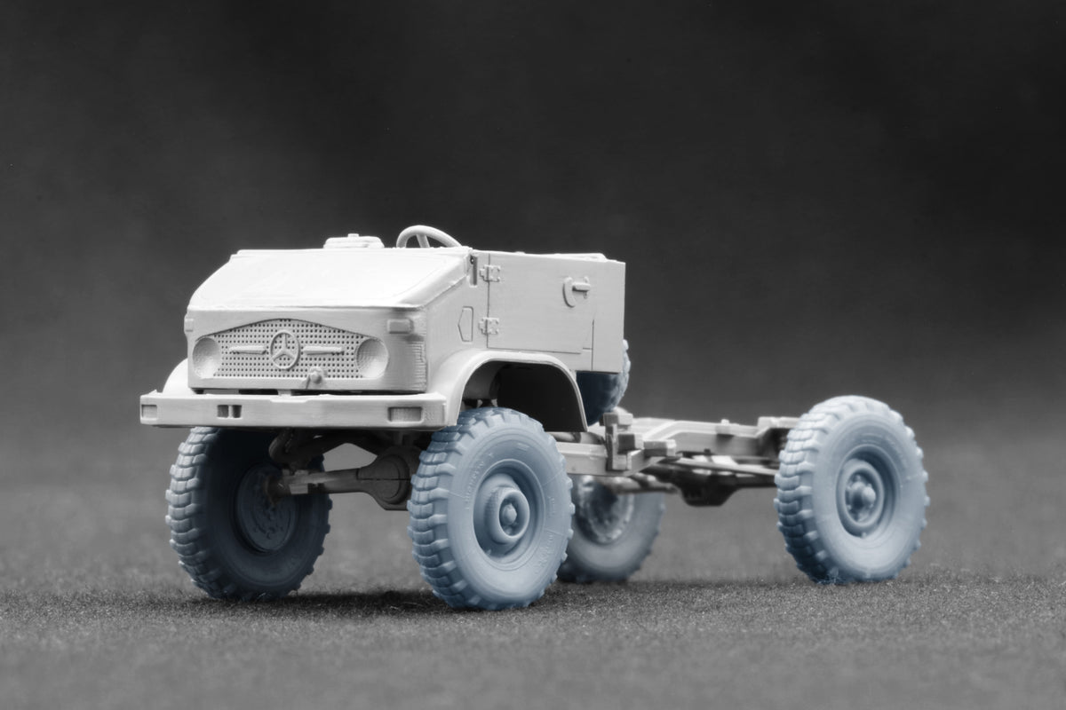 ScaleX Unimog S 404 X 11.00R20 Weighted Wheel Set 1:72 Model Kits WM-72019W