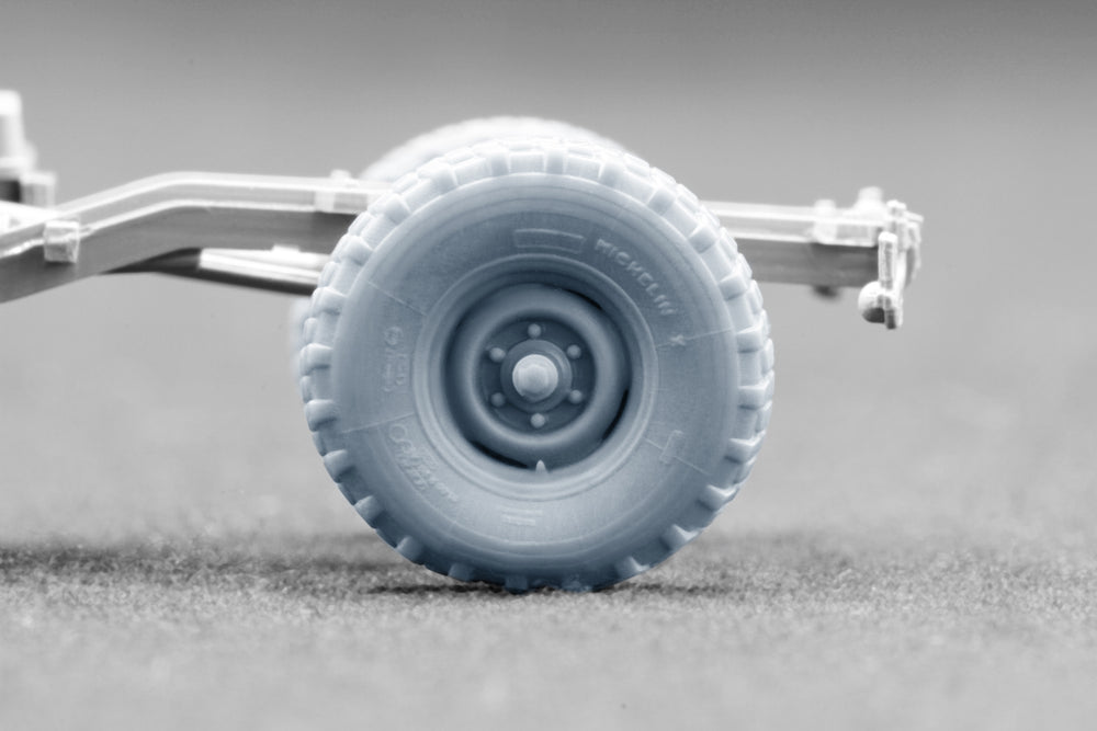 ScaleX Unimog S 404 X 11.00R20 Weighted Wheel Set 1:72 Model Kits WM-72019W
