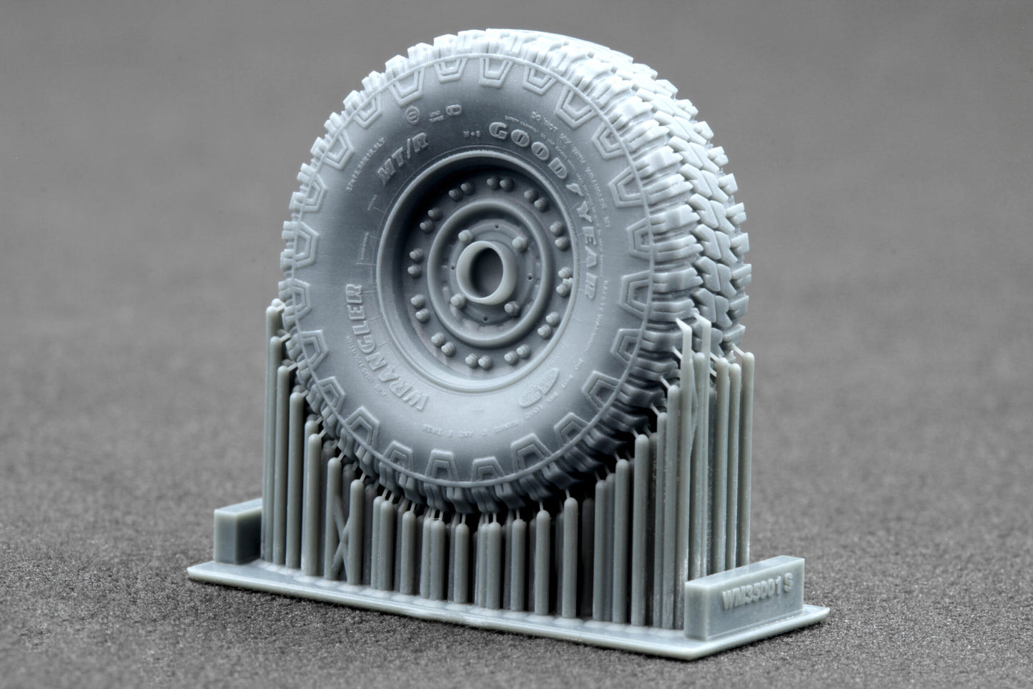 ScaleX HMMWV MT/R 24-bolt Ordinary Wheel Set For ICM 1:35 Model Kits