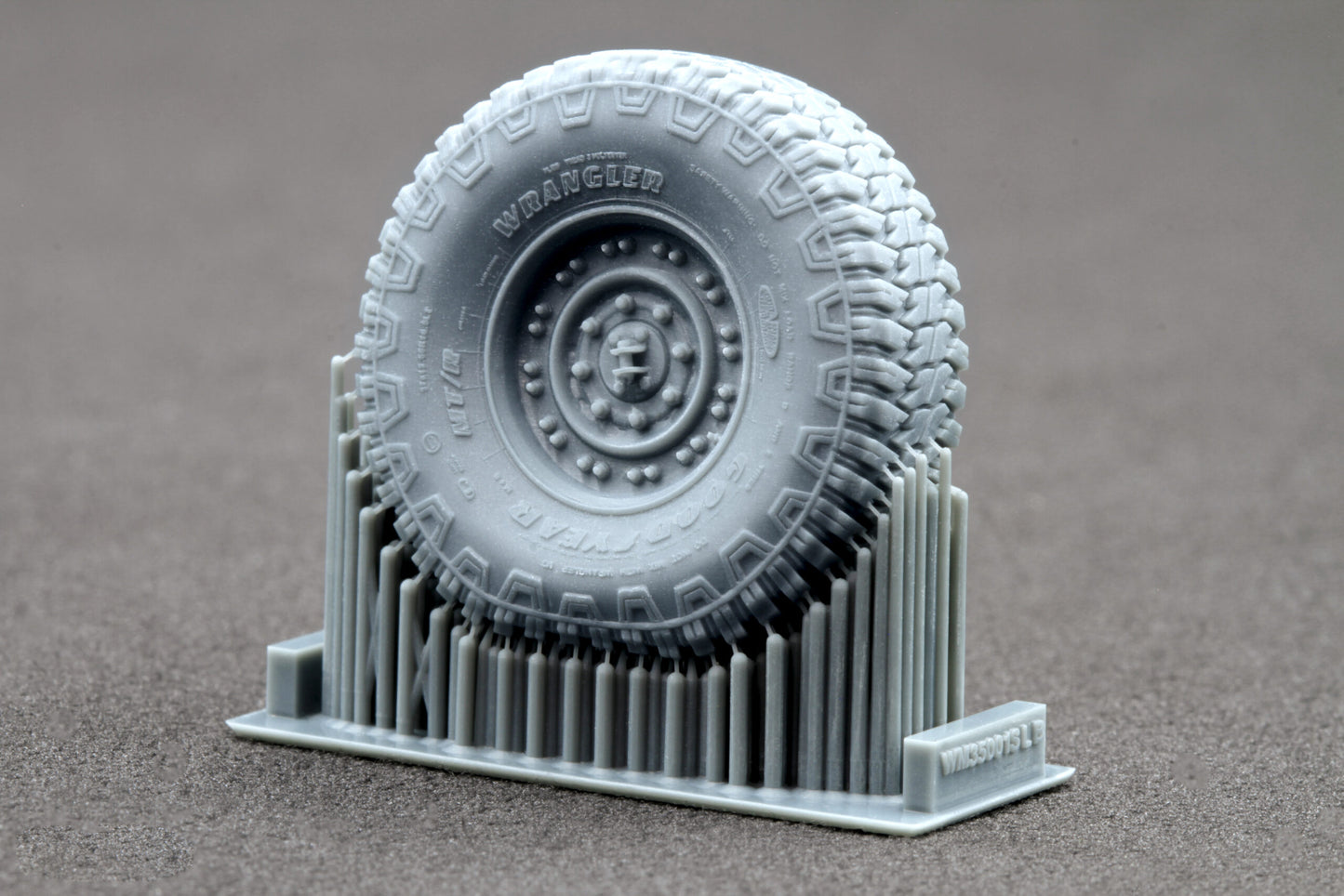 ScaleX HMMWV MT/R 24-bolt Weighted Wheel Set For ICM 1:35 Model Kits