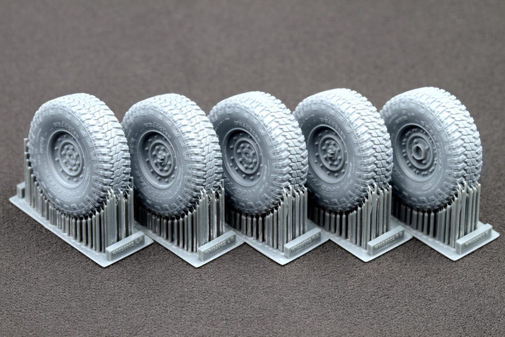 ScaleX HMMWV MT/R 12-bolt Ordinary Wheel Set For ICM 1:35 Model Kits