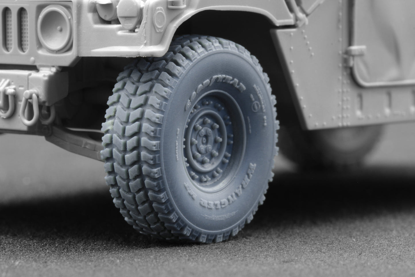 ScaleX HMMWV MT 24-bolt Ordinary Wheel Set For ICM Academy 1:35 Model Kits