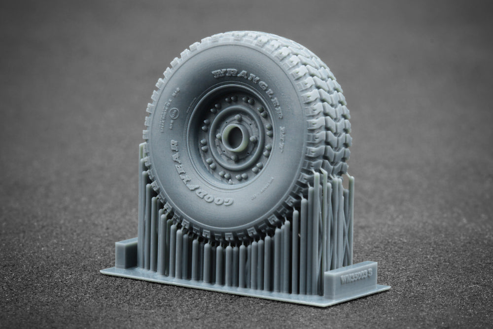 ScaleX HMMWV MT 24-bolt Weighted Wheel Set For ICM Academy 1:35 Model Kits