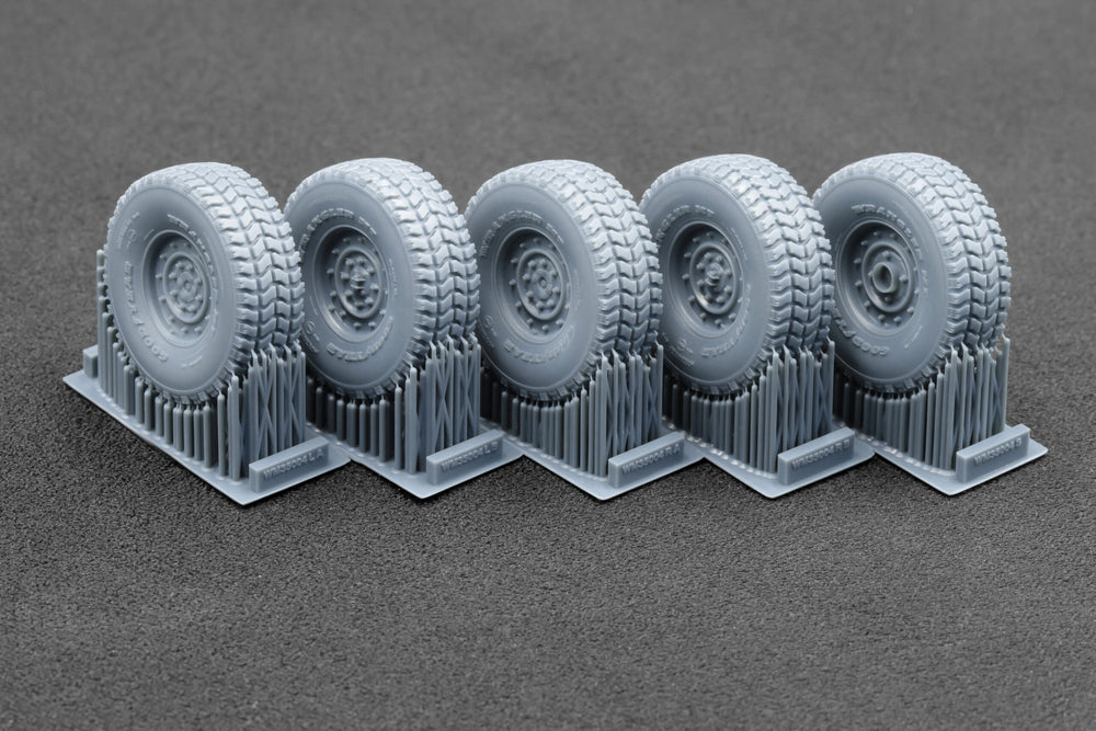 ScaleX HMMWV MT 12-bolt Ordinary Wheel Set For ICM Academy 1:35 Model Kits
