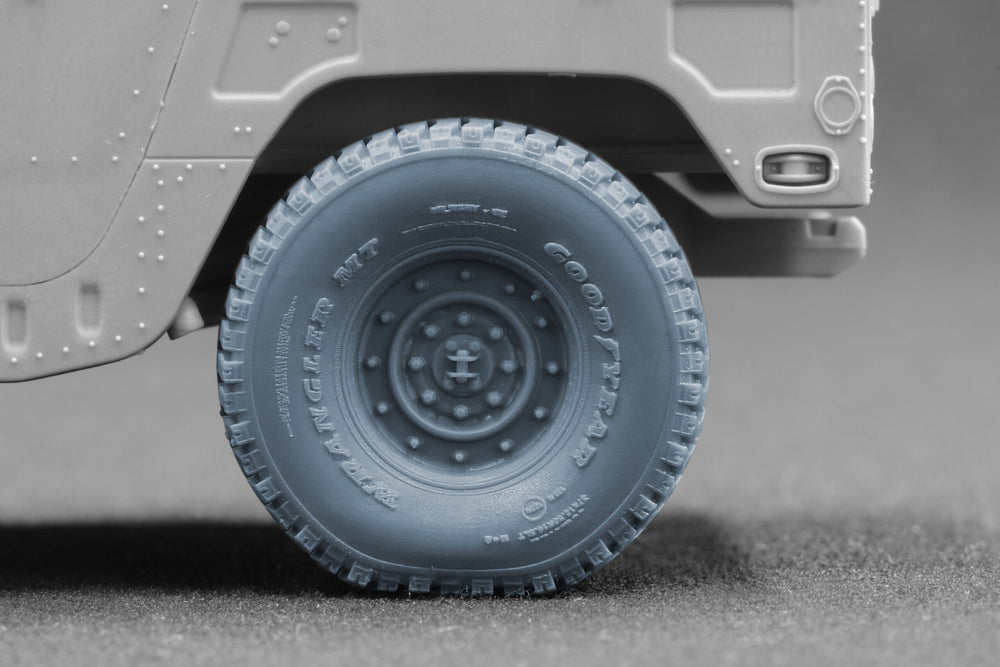 ScaleX HMMWV MT 12-bolt Weighted Wheel Set For ICM Academy 1:35 Model Kits
