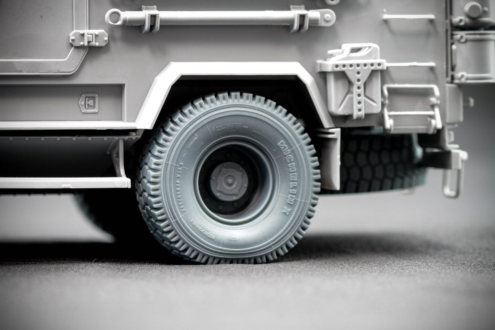 ScaleX KOZAK 2 Weighted Wheel Set For ICM 1:35 Model Kits