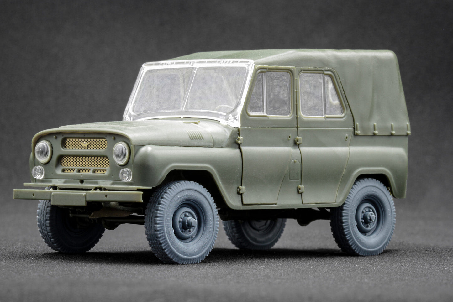 ScaleX UAZ 469 Weighted Wheel Set For Trumpeter 1:35 Model Kits