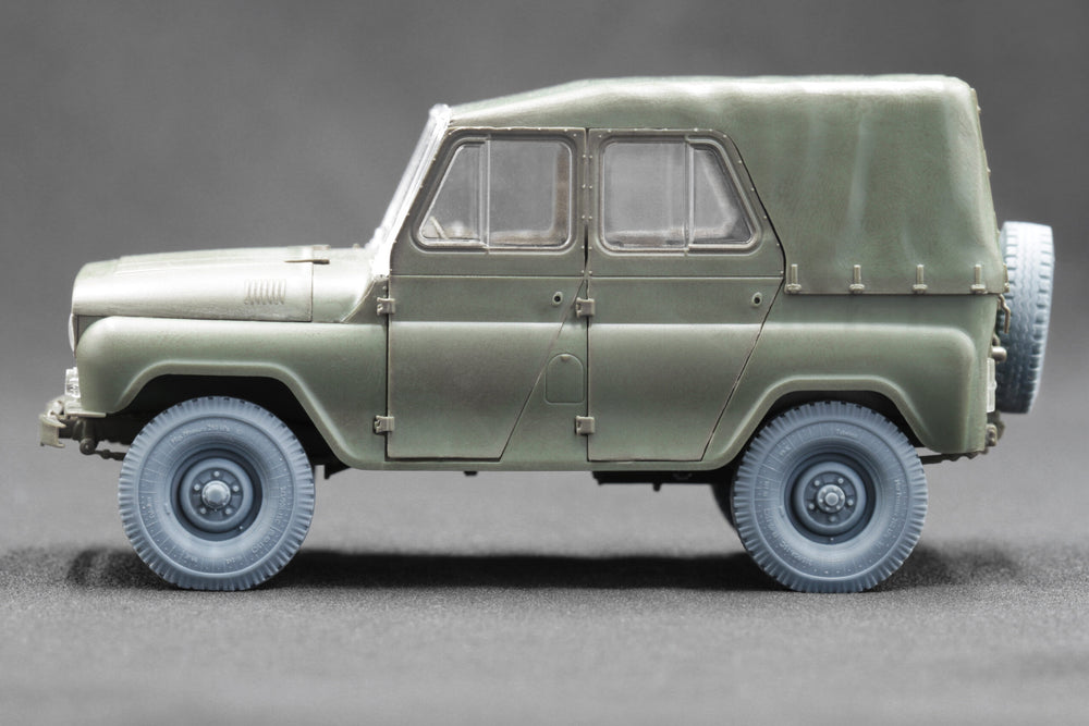 ScaleX UAZ 469 Weighted Wheel Set For Trumpeter 1:35 Model Kits