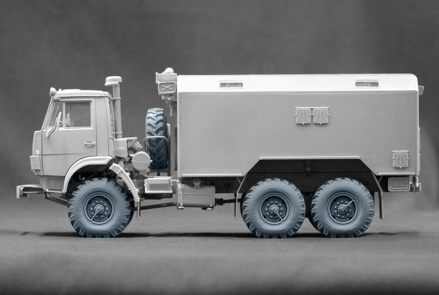ScaleX Kamaz 4310 Weighted Wheel Set For Trumpeter 1:35 Model Kits