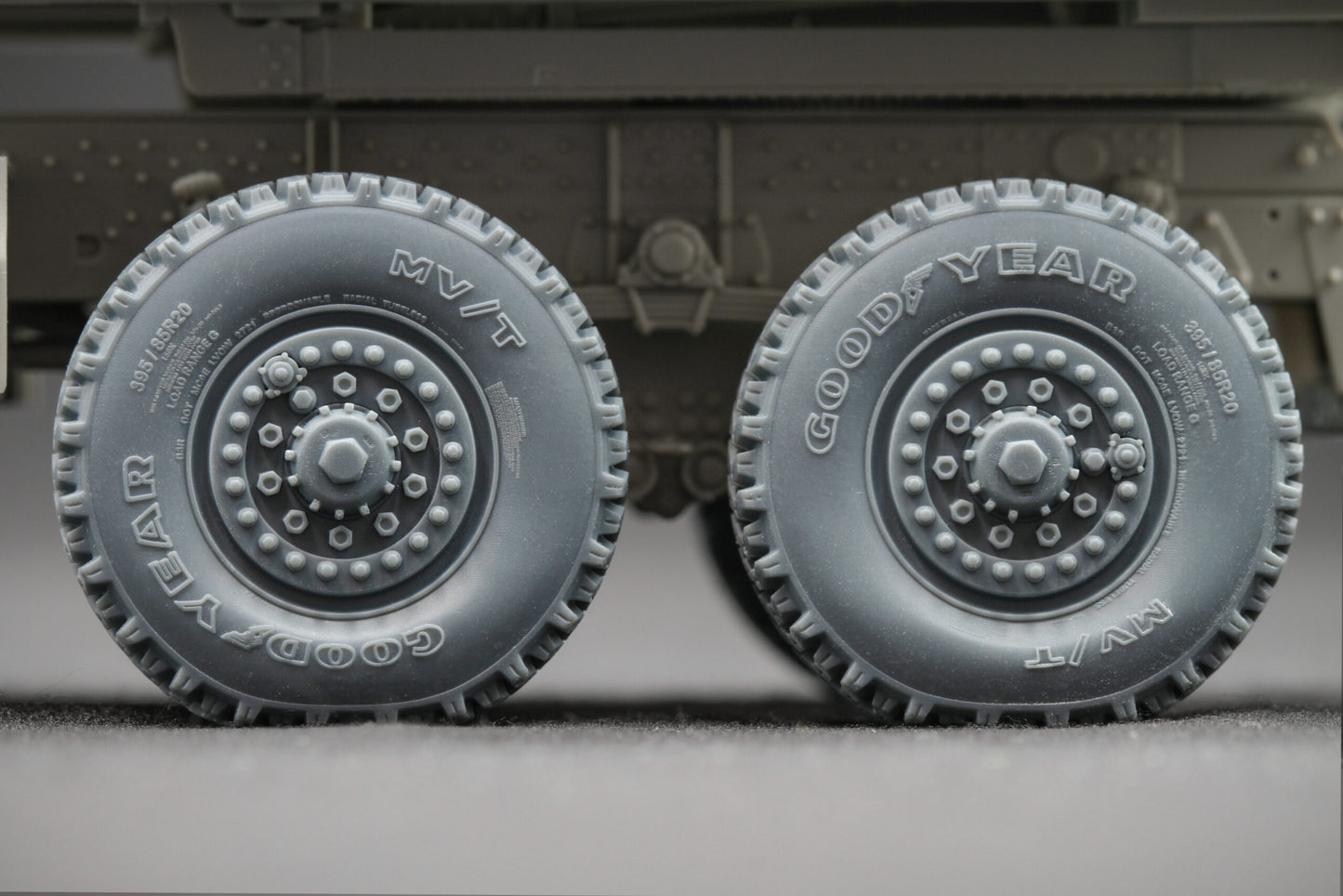 ScaleX HIMARS V1 Weighted Wheel Set For Trumpeter 1:35 Model Kits