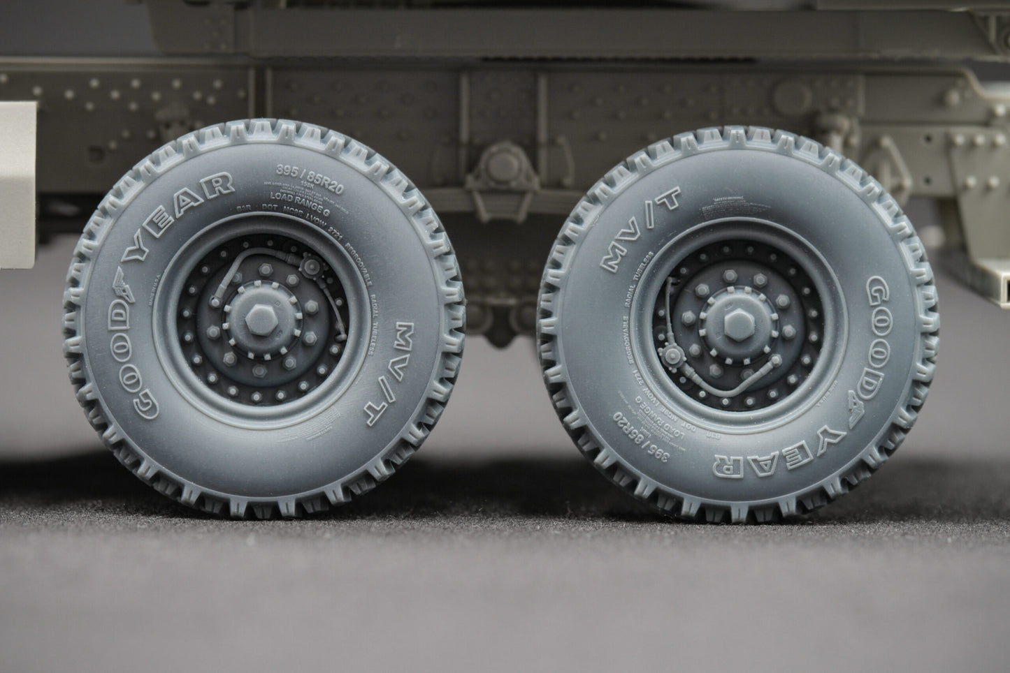 ScaleX HIMARS V2 Ordinary Wheel Set For Trumpeter 1:35 Model Kits