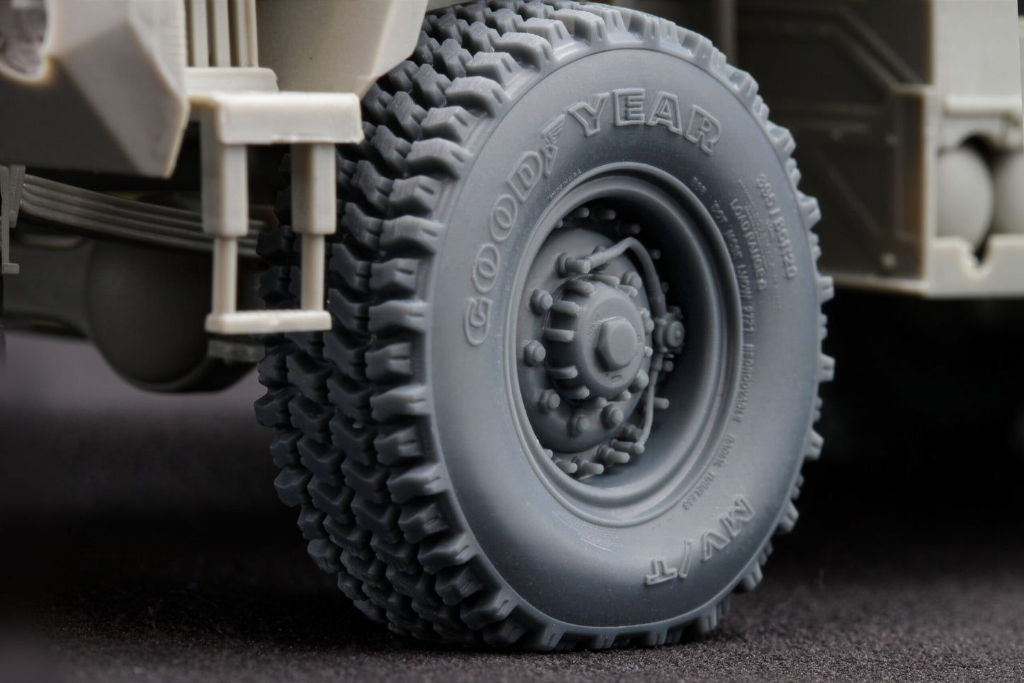 ScaleX HIMARS V2 Weighted Wheel Set For Trumpeter 1:35 Model Kits